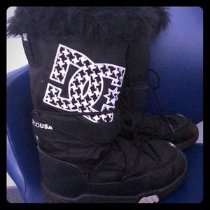 DC Snow boots